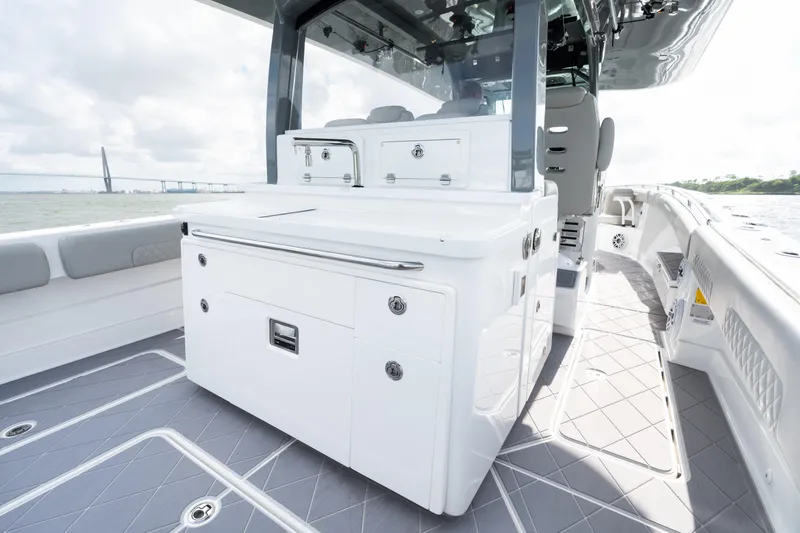 Slide: The Image of HCB 42 Lujo 2023 - 106