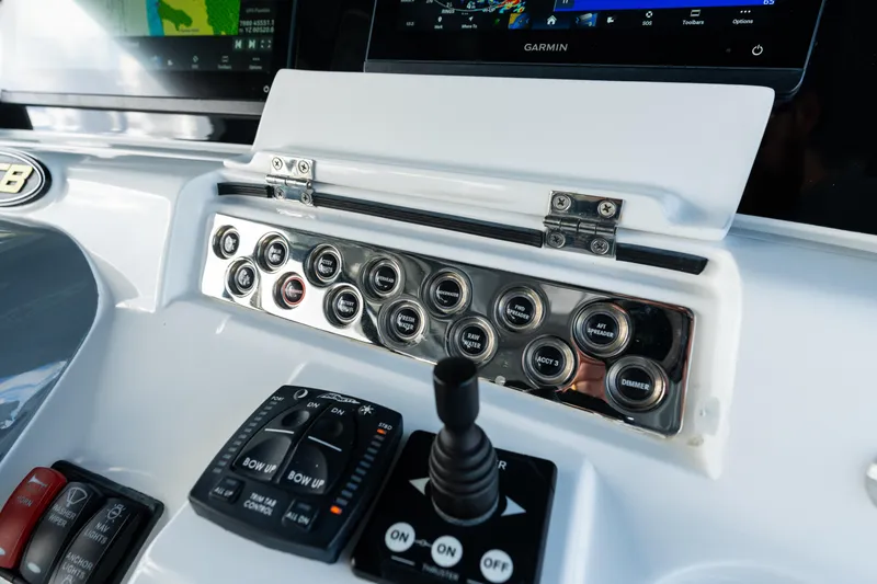 Slide: The Image of HCB 42 Lujo 2023 - 114