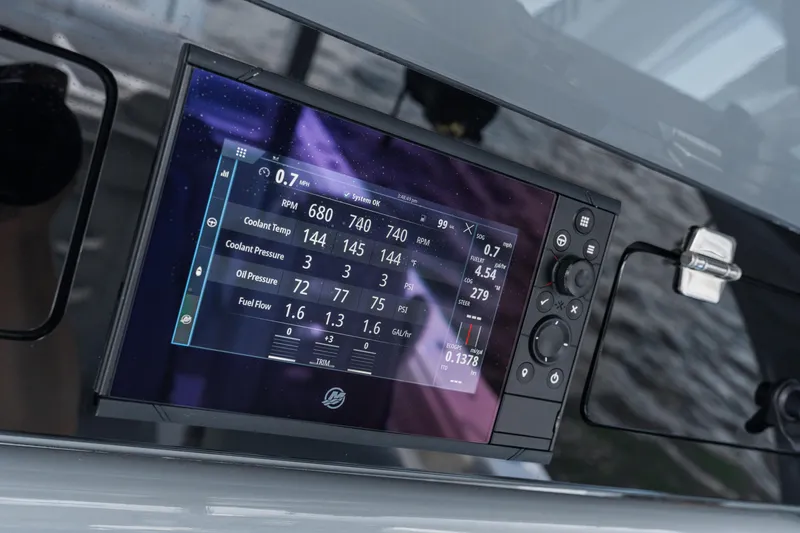 Slide: The Image of HCB 42 Lujo 2023 - 118