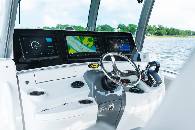 Slide: The Image of HCB 42 Lujo 2023 - 134