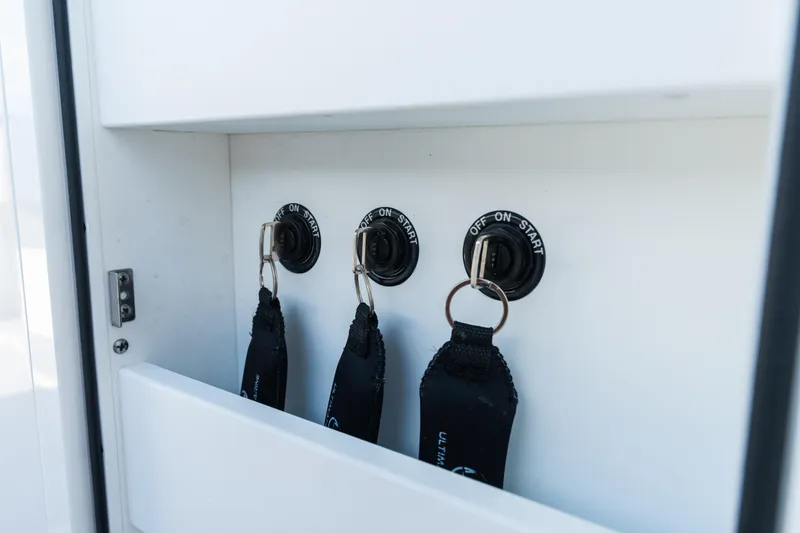 Slide: The Image of HCB 42 Lujo 2023 - 142