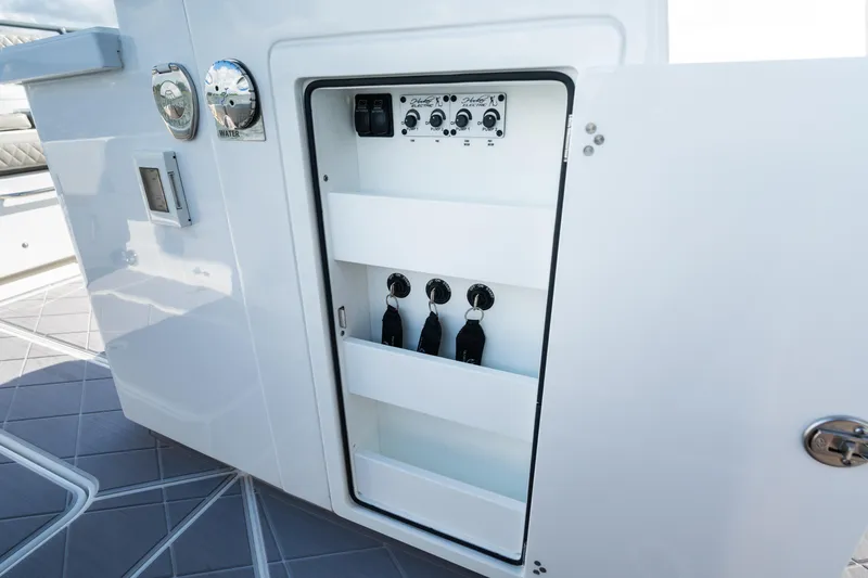 Slide: The Image of HCB 42 Lujo 2023 - 144