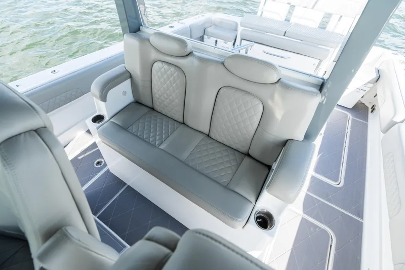 Slide: The Image of HCB 42 Lujo 2023 - 154