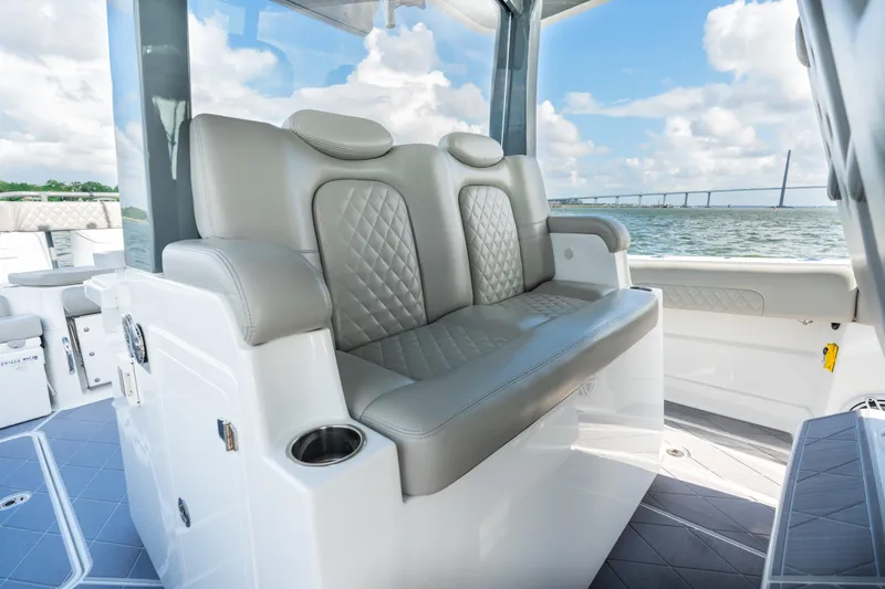 Slide: The Image of HCB 42 Lujo 2023 - 156