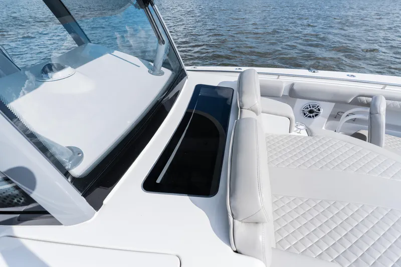 Slide: The Image of HCB 42 Lujo 2023 - 172