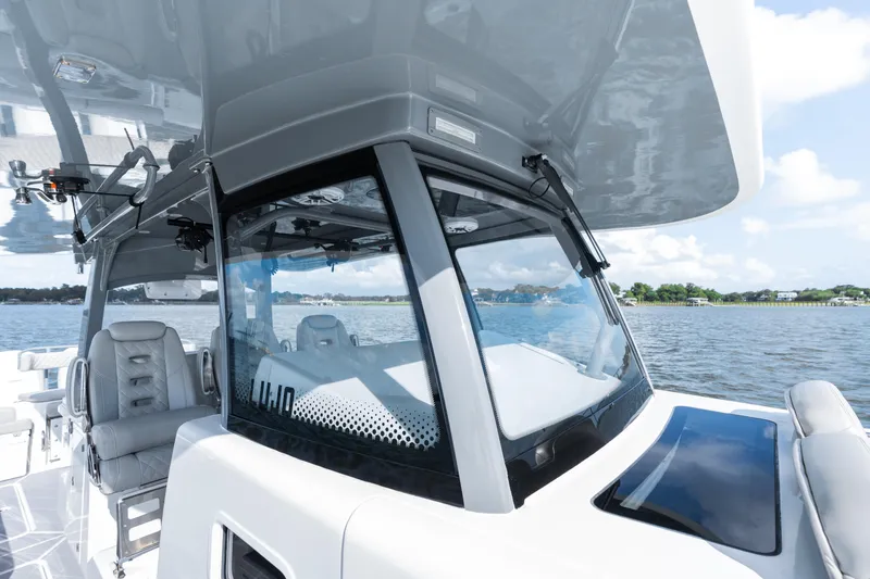 Slide: The Image of HCB 42 Lujo 2023 - 173