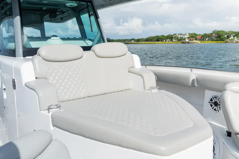 Slide: The Image of HCB 42 Lujo 2023 - 176