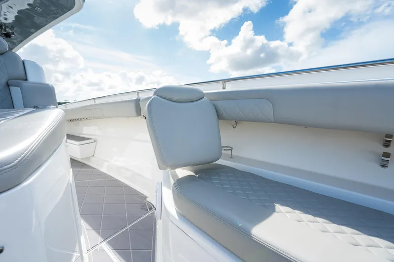 Slide: The Image of HCB 42 Lujo 2023 - 208