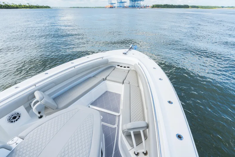 Slide: The Image of HCB 42 Lujo 2023 - 211