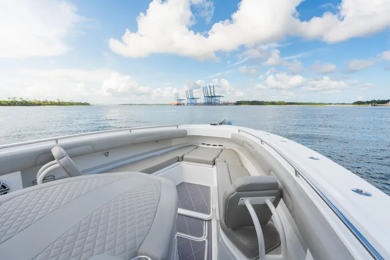 Slide: The Image of HCB 42 Lujo 2023 - 214