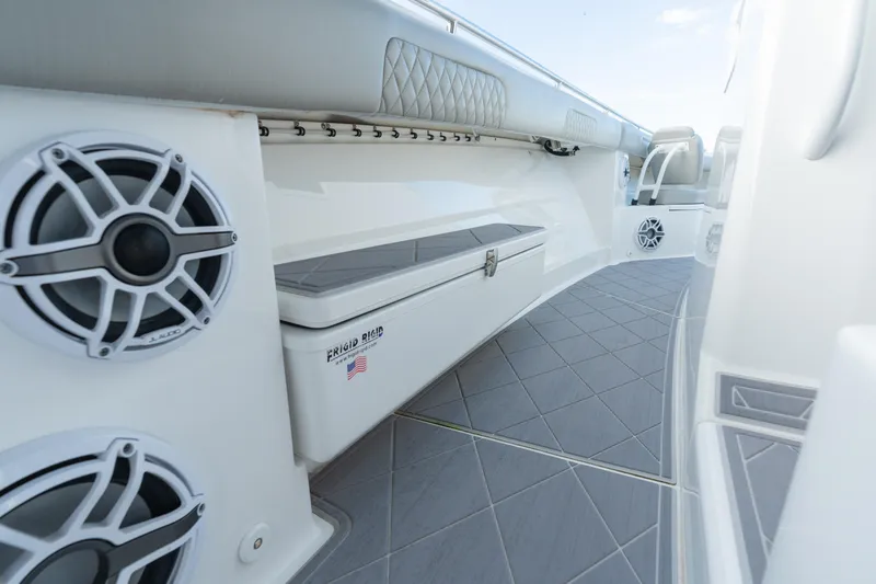 Slide: The Image of HCB 42 Lujo 2023 - 55