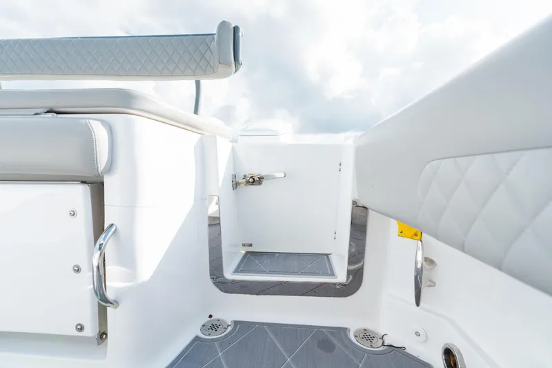 Slide: The Image of HCB 42 Lujo 2023 - 76