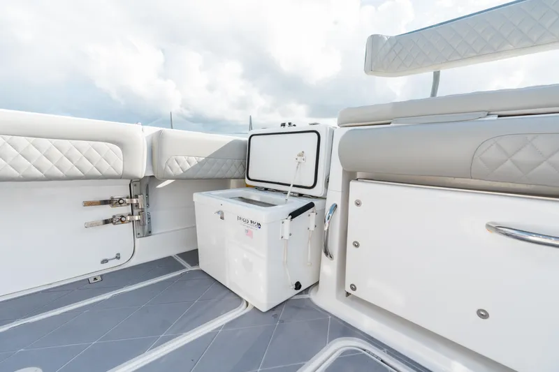 Slide: The Image of HCB 42 Lujo 2023 - 81