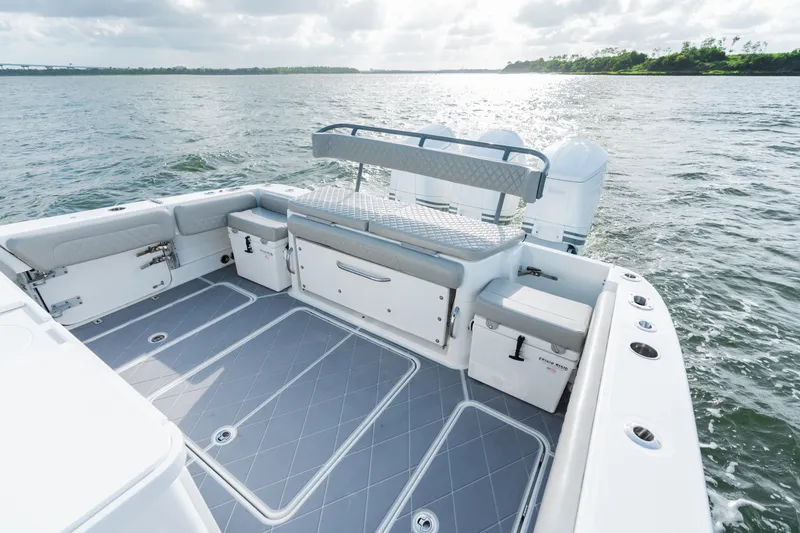 Slide: The Image of HCB 42 Lujo 2023 - 91