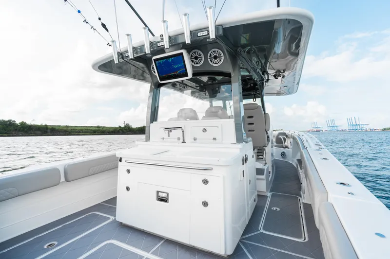 Slide: The Image of HCB 42 Lujo 2023 - 98