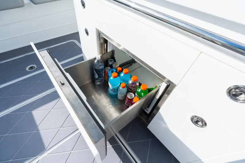 Slide: The Image of HCB 42 Lujo 2023 - 99