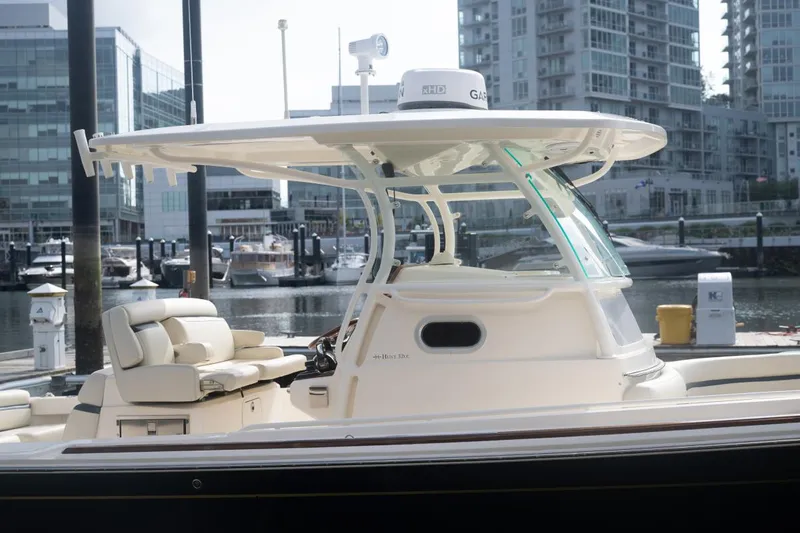 Slide: The Image of Hunt Yachts 32 Center Console 2019 - 51