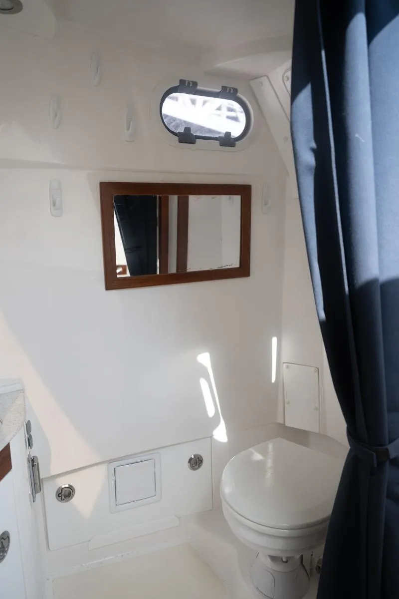 Slide: The Image of Hunt Yachts 32 Center Console 2019 - 54