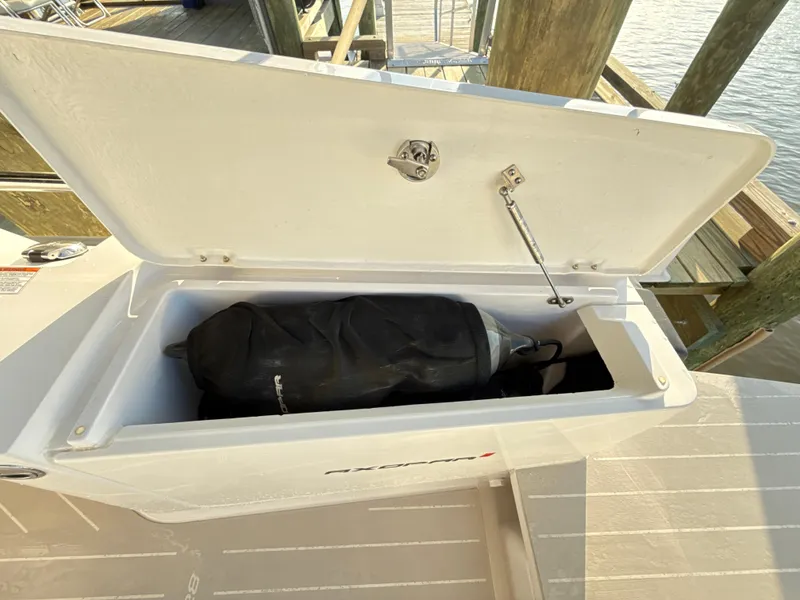 Slide: The Image of Axopar 28 CABIN 2019 - 54