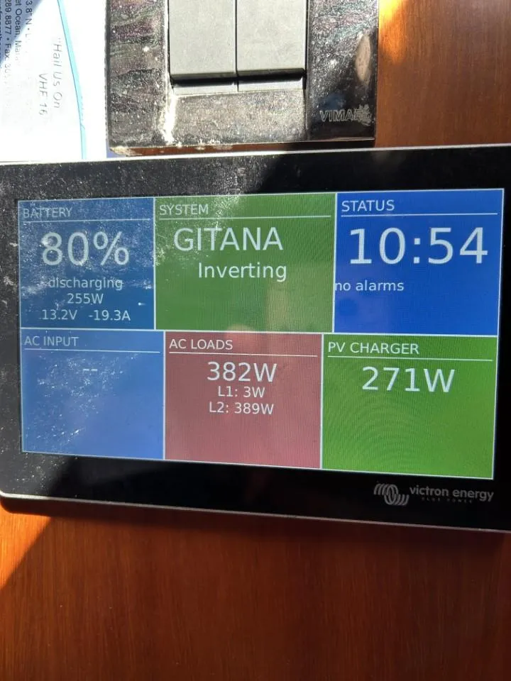 Slide: The Image of Display panel on 2006 Beneteau Oceanis 523 showing battery, system, and power status. - 22