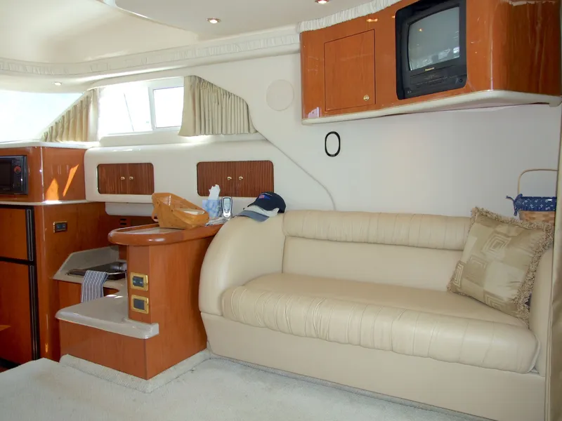 Slide: The Image of Sea Ray 400 Sedan Bridge 2001 - 31