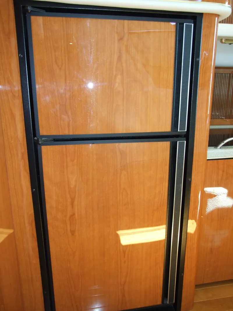 Slide: The Image of Sea Ray 400 Sedan Bridge 2001 - 41