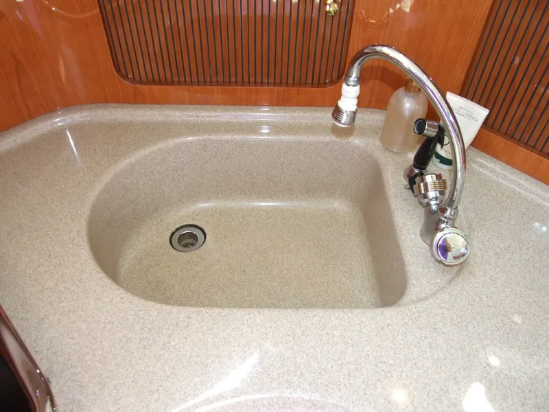 Slide: The Image of Sea Ray 400 Sedan Bridge 2001 - 42