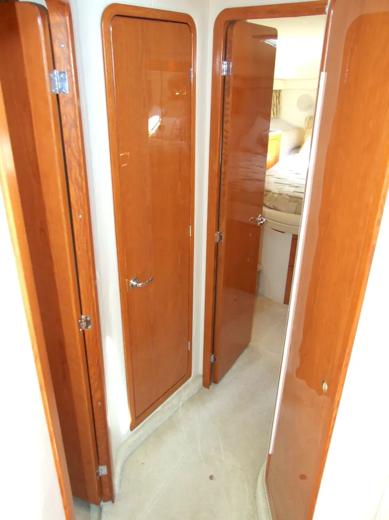 Slide: The Image of Sea Ray 400 Sedan Bridge 2001 - 44