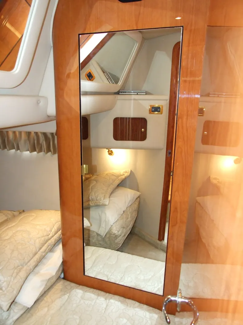 Slide: The Image of Sea Ray 400 Sedan Bridge 2001 - 47