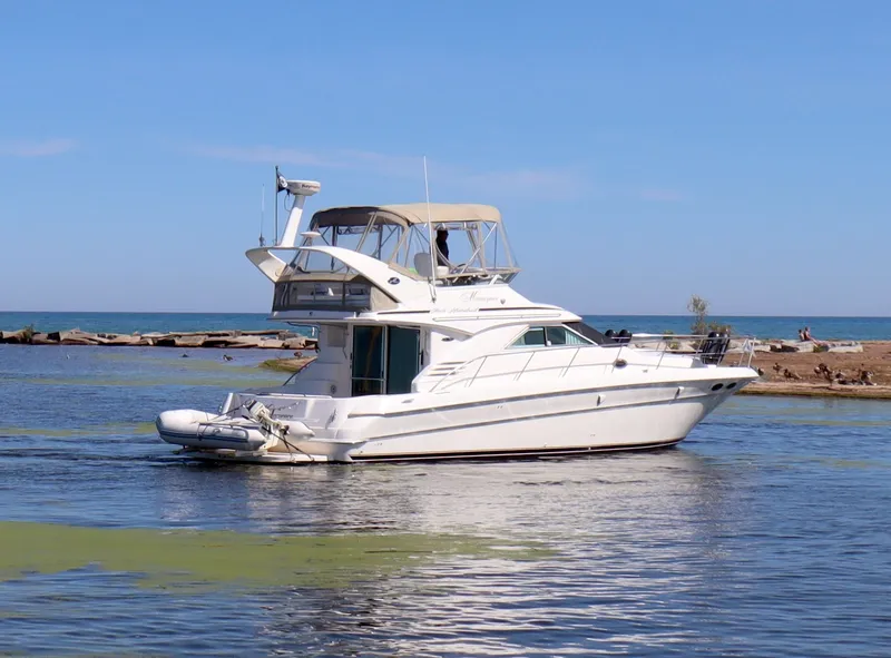 Slide: The Image of Sea Ray 400 Sedan Bridge 2001 - 60