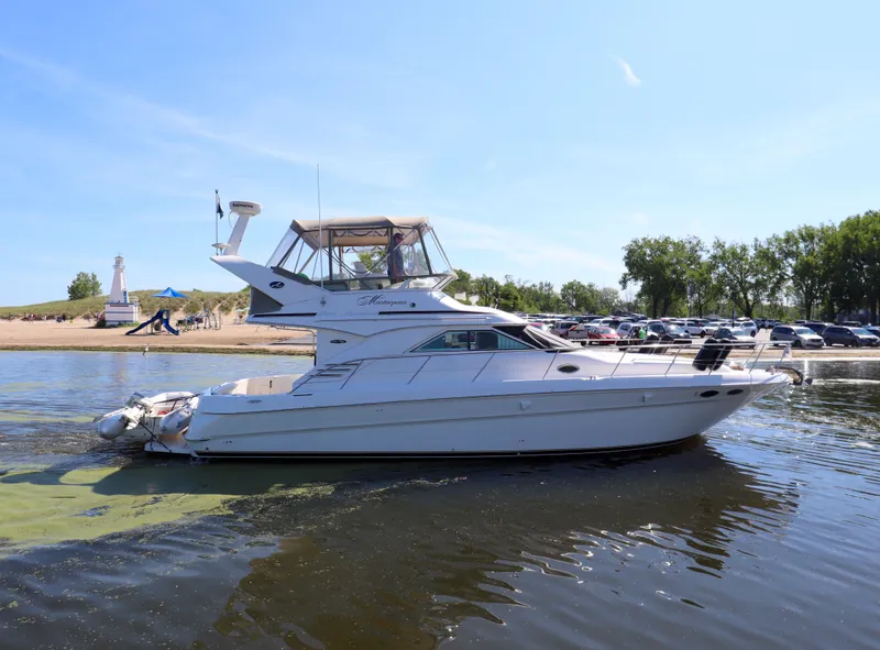 Slide: The Image of Sea Ray 400 Sedan Bridge 2001 - 62