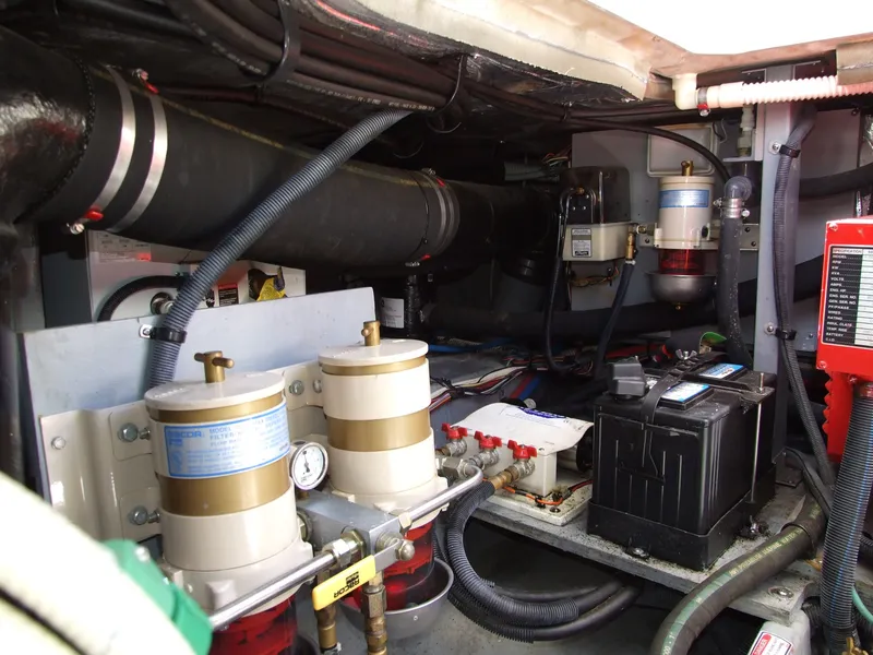 Slide: The Image of Sea Ray 400 Sedan Bridge 2001 - 70