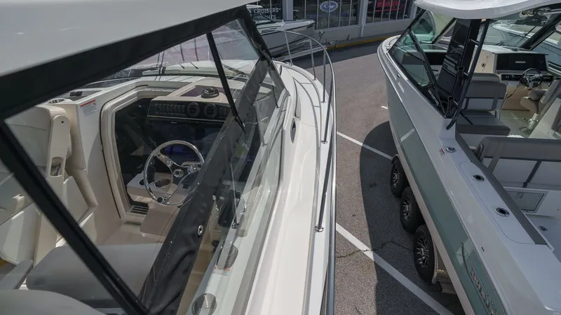 Slide: The Image of Boston Whaler 325 Conquest 2026 - 12
