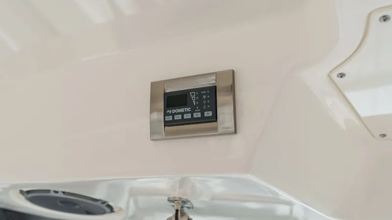 Slide: The Image of Boston Whaler 325 Conquest 2026 - 24