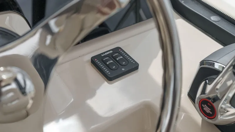 Slide: The Image of Boston Whaler 325 Conquest 2026 - 33