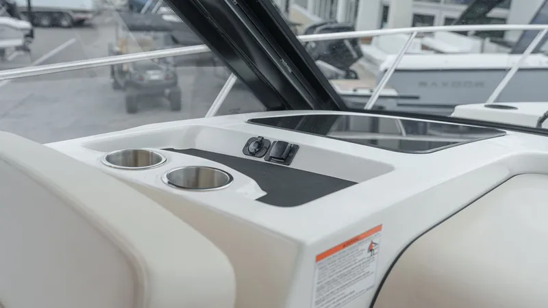 Slide: The Image of Boston Whaler 325 Conquest 2026 - 40