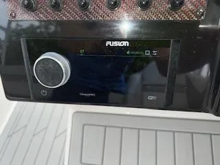 Slide: The Image of Fusion stereo system on 2023 Solara S-250 DC boat dashboard. - 28