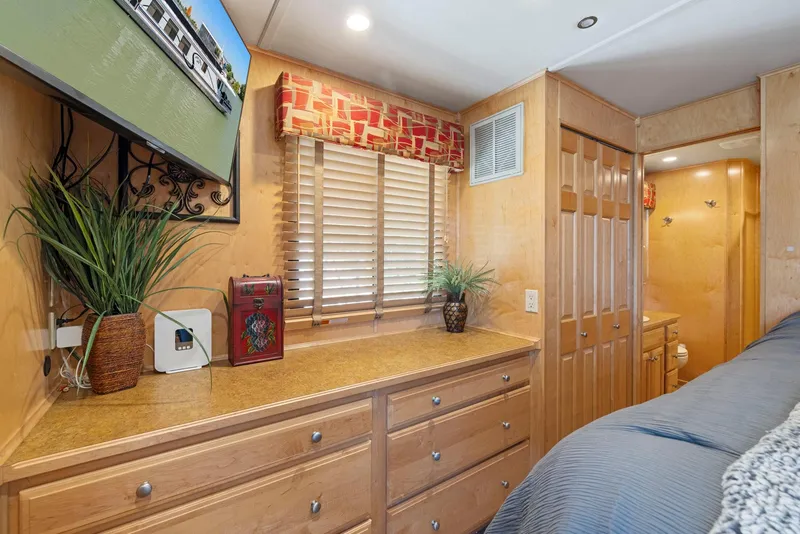 Slide: The Image of Sumerset Widebody 2007 - 52