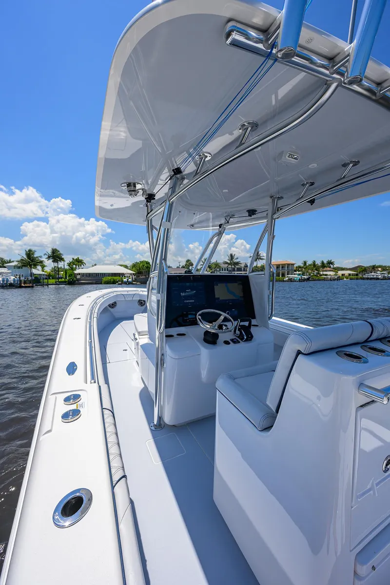 Slide: The Image of Contender 35 ST 2025 - 54