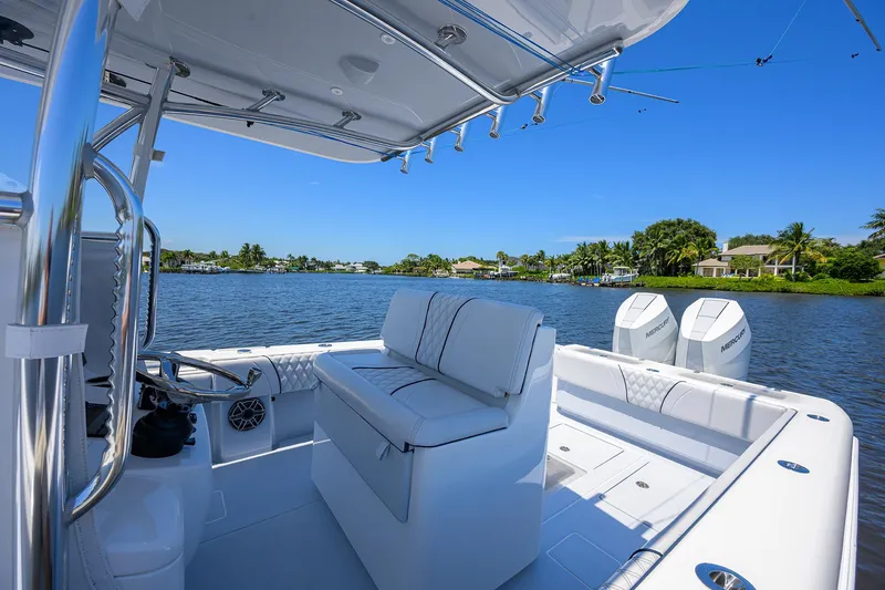 Slide: The Image of Contender 35 ST 2025 - 64