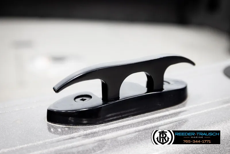 Slide: The Image of Crestliner 1850 FISHHAWK 2022 - 52