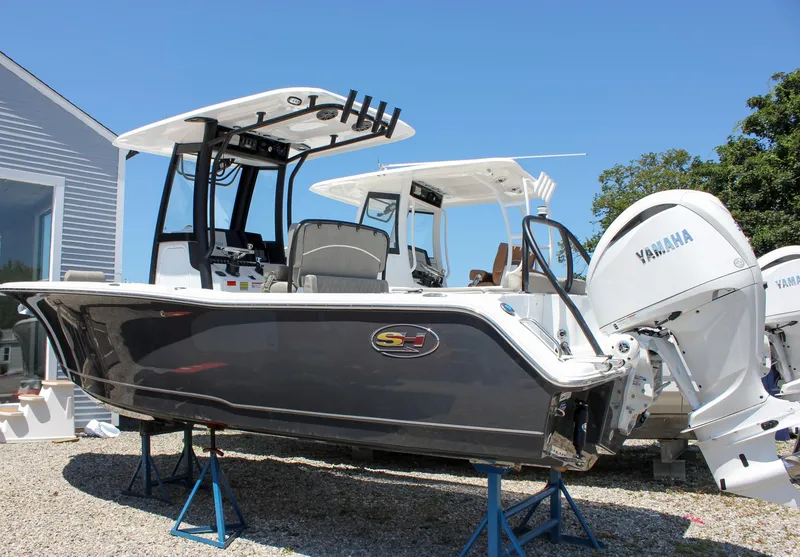 Slide: The Image of Sea Hunt Ultra 245 SE 2026 - 54