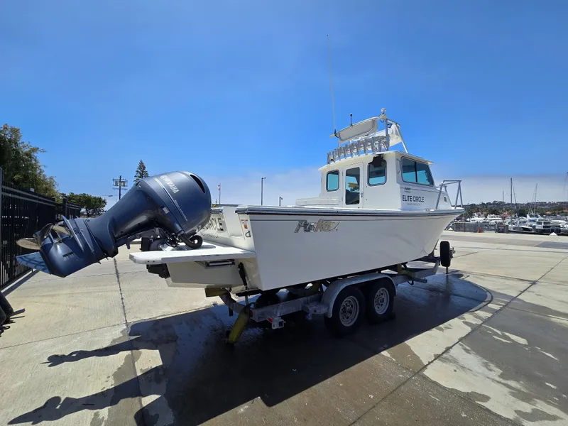 Slide: The Image of Parker 2520 Deep Vee Sport Cabin 2019 - 54