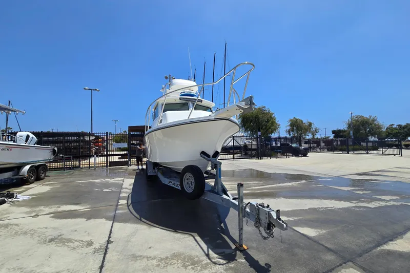 Slide: The Image of Parker 2520 Deep Vee Sport Cabin 2019 - 55