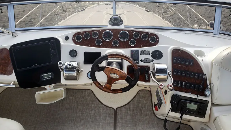 Slide: The Image of Flybridge Helm - 27