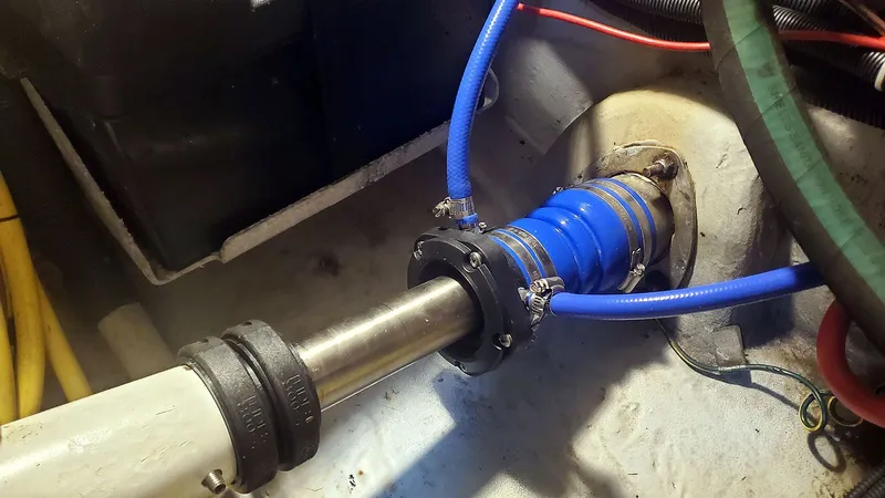 Slide: The Image of Starboard Dripless Shaft Seal - 36