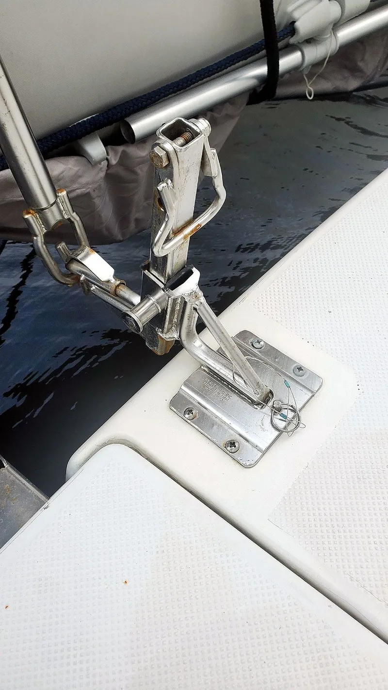 Slide: The Image of Weaver Davits - 61