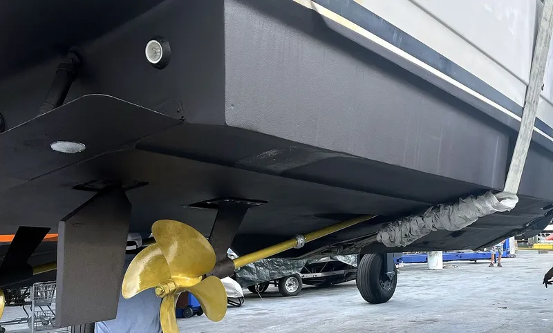 Slide: The Image of Bottom Paint - 62