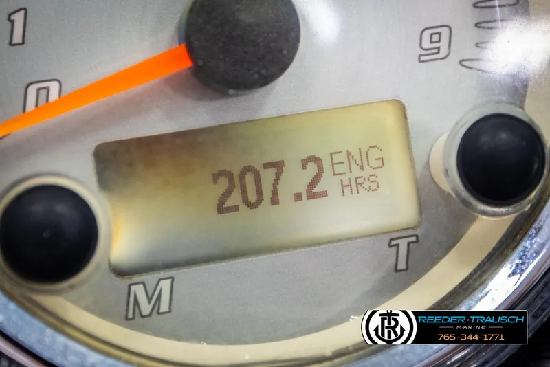 Slide: The Image of Close-up of Yamaha Boats 210 SX 2013 engine hour meter showing 207.2 hours. - 28