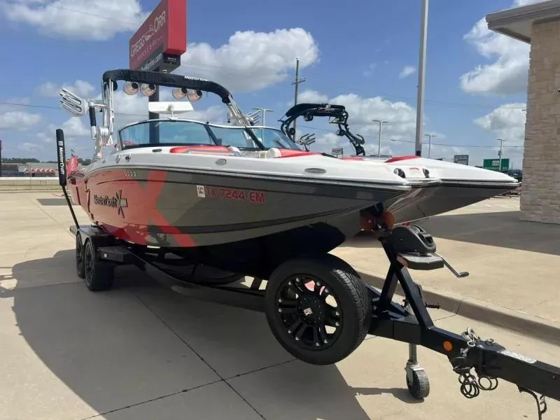 Slide: The Image of MasterCraft X-Star 2016 - 3